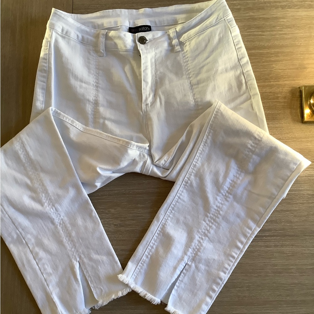 Multiples Slim-Sation Women's Straight Leg White Jeans